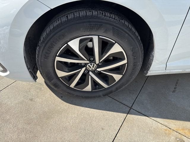 2025 Volkswagen Jetta S Auto