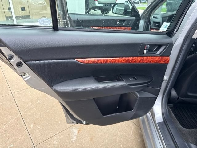 2011 Subaru Legacy 4dr Sdn H4 Auto 2.5i Ltd