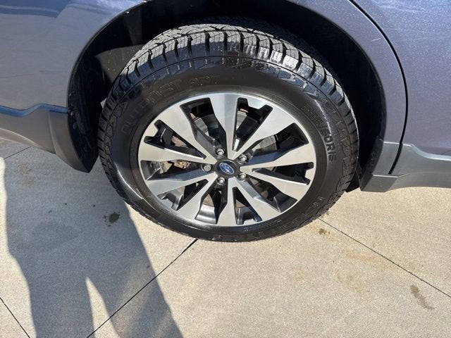 2015 Subaru Outback 4dr Wgn 2.5i Limited PZEV