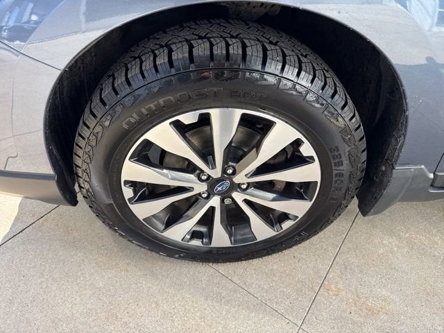 2015 Subaru Outback 4dr Wgn 2.5i Limited PZEV