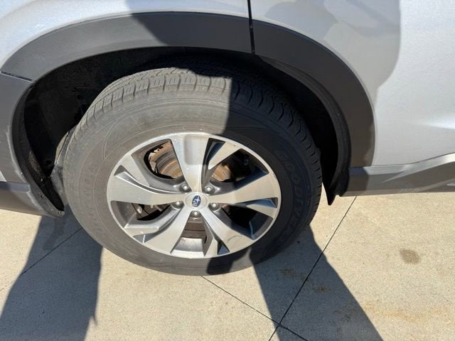 2023 Subaru Ascent Premium 8-Passenger