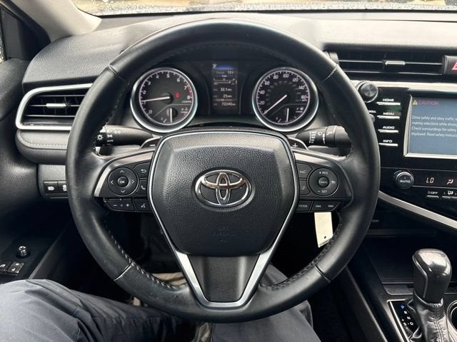 2018 Toyota Camry SE Auto