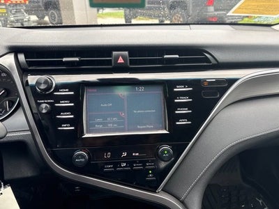 2018 Toyota Camry SE Auto