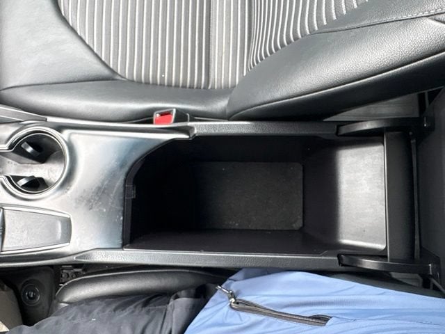 2018 Toyota Camry SE Auto