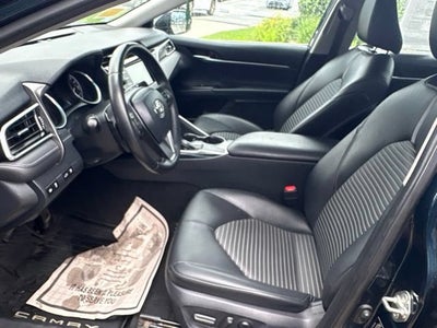 2018 Toyota Camry SE Auto