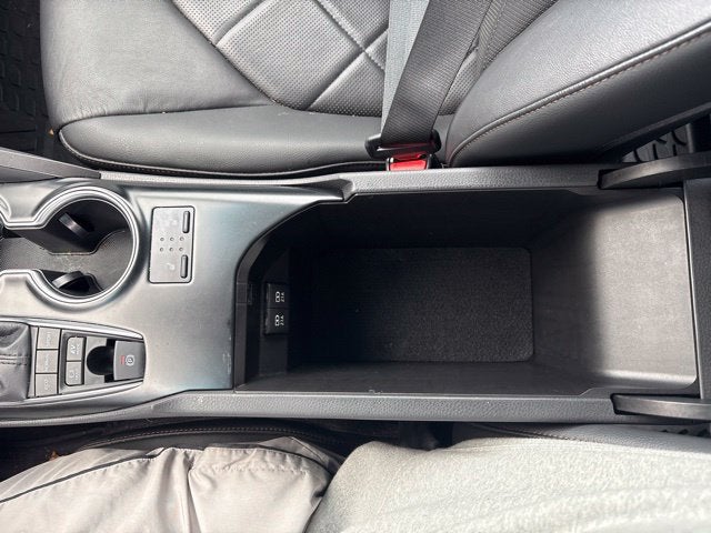 2018 Toyota Camry Hybrid Base