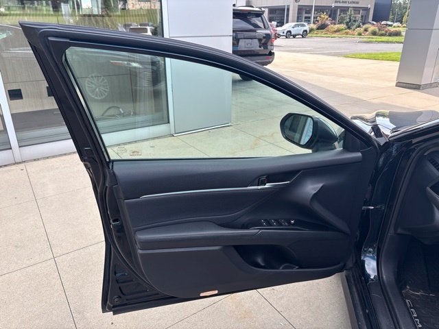 2018 Toyota Camry Hybrid Base