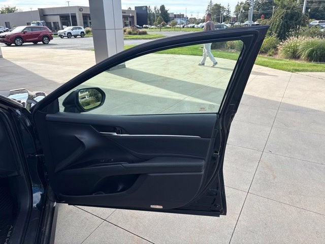 2018 Toyota Camry Hybrid Base