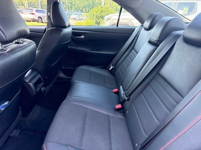 2017 Toyota Camry SE Auto