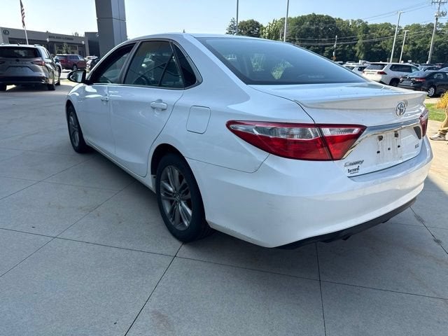 2017 Toyota Camry SE Auto
