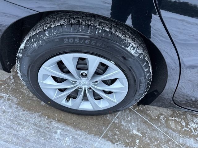 2017 Toyota Camry LE Auto