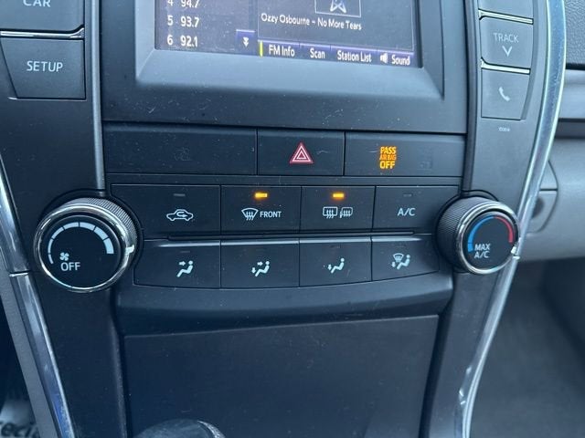 2017 Toyota Camry LE Auto