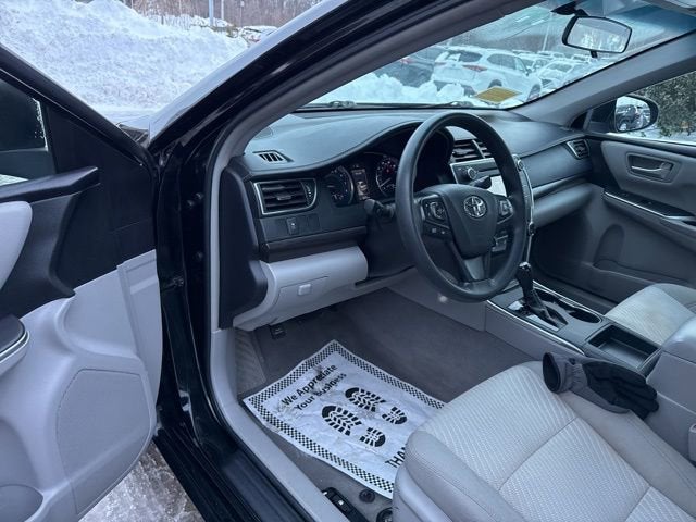 2017 Toyota Camry LE Auto