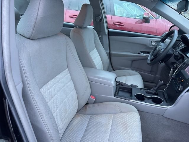 2017 Toyota Camry LE Auto