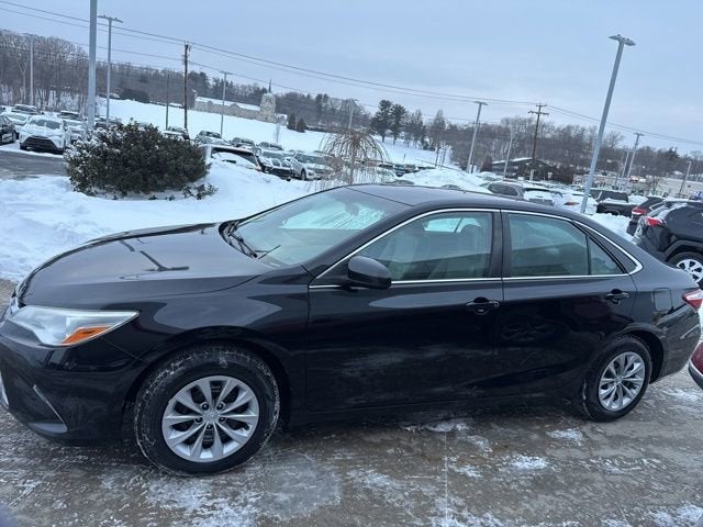 2017 Toyota Camry LE Auto