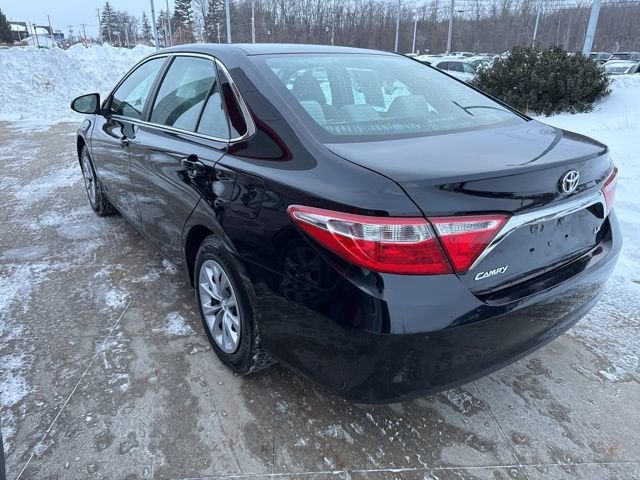 2017 Toyota Camry LE Auto