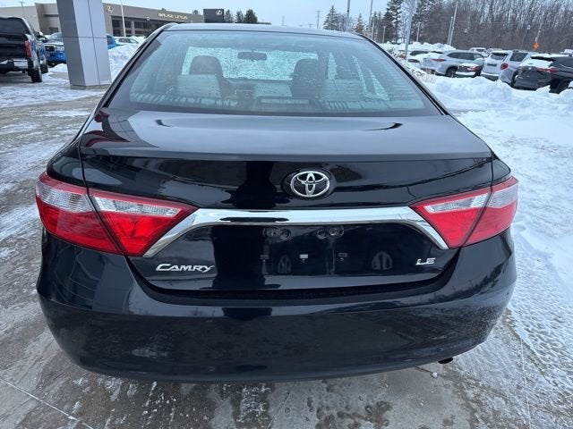 2017 Toyota Camry LE Auto