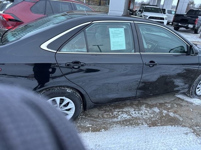 2017 Toyota Camry LE Auto