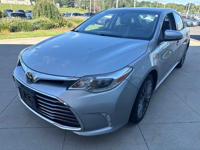 2016 Toyota Avalon 4dr Sdn Limited