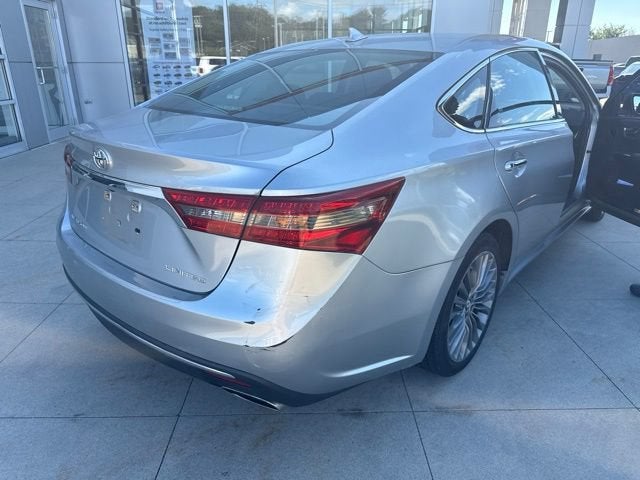 2016 Toyota Avalon 4dr Sdn Limited