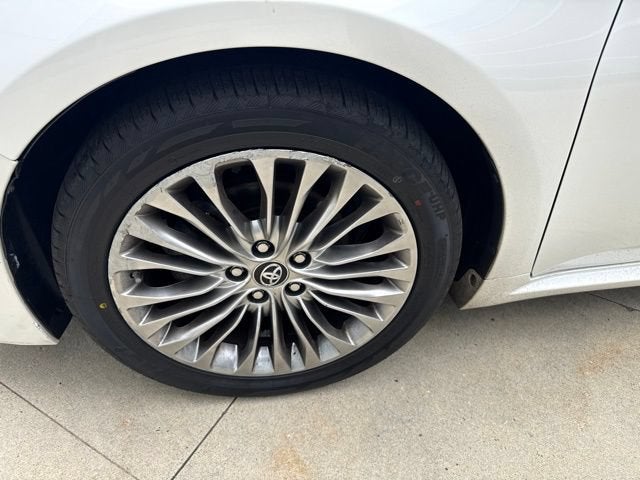 2016 Toyota Avalon 4dr Sdn Limited