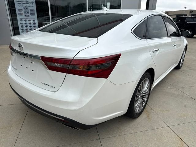 2016 Toyota Avalon 4dr Sdn Limited