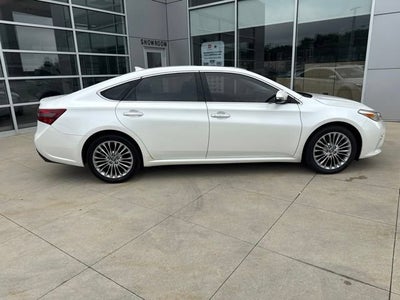 2016 Toyota Avalon 4dr Sdn Limited
