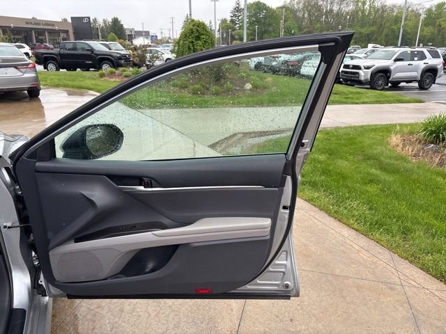 2024 Toyota Camry LE Auto