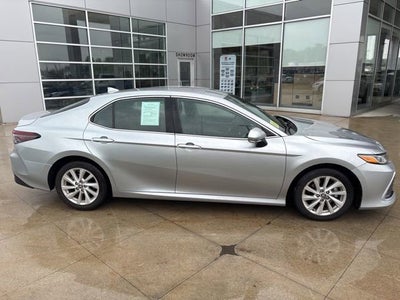 2024 Toyota Camry LE Auto