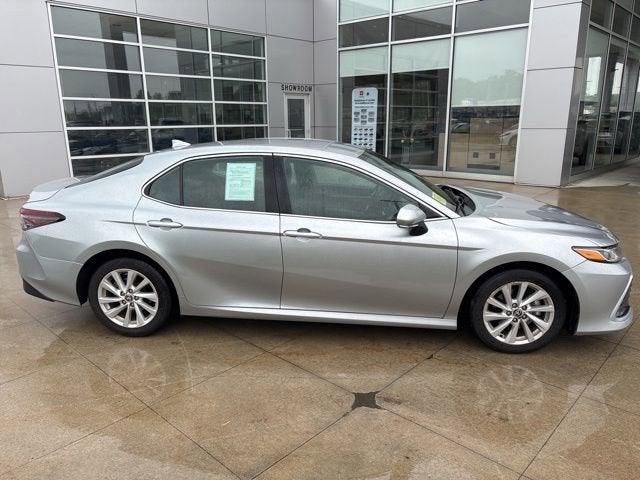 2024 Toyota Camry LE Auto
