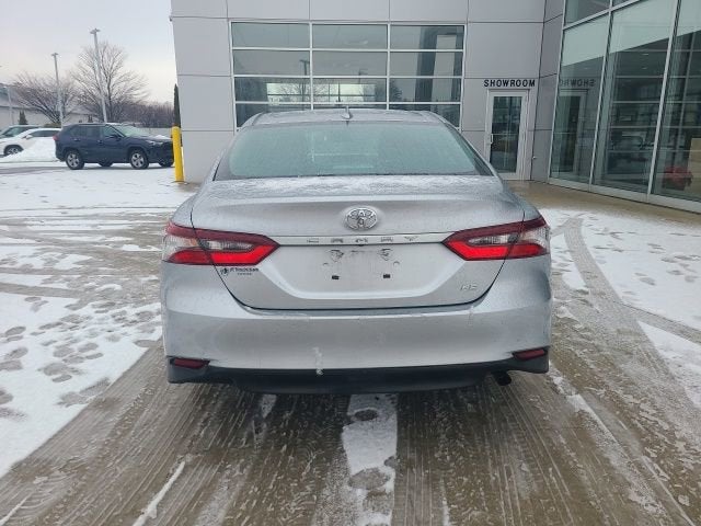 2024 Toyota Camry LE Auto