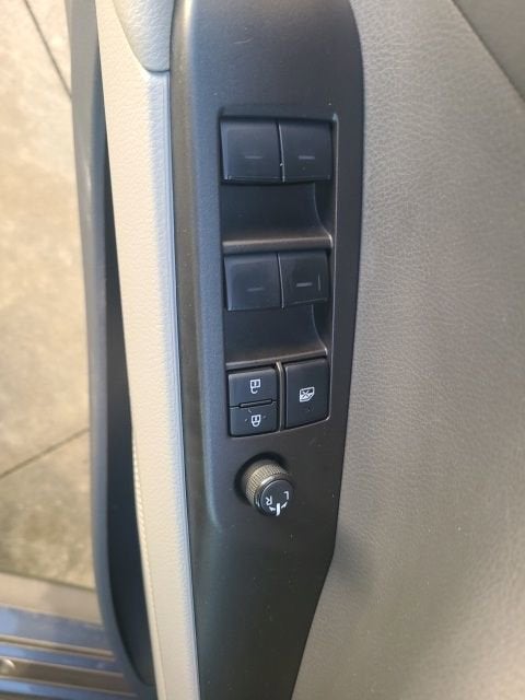 2023 Toyota Camry LE Auto AWD