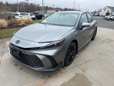 2026 Toyota Camry SE AWD