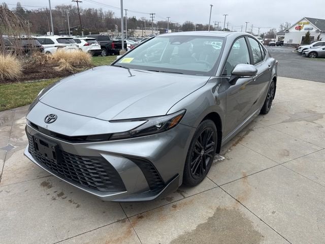 2026 Toyota Camry SE AWD