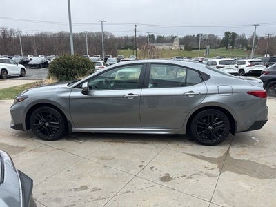 2026 Toyota Camry SE AWD