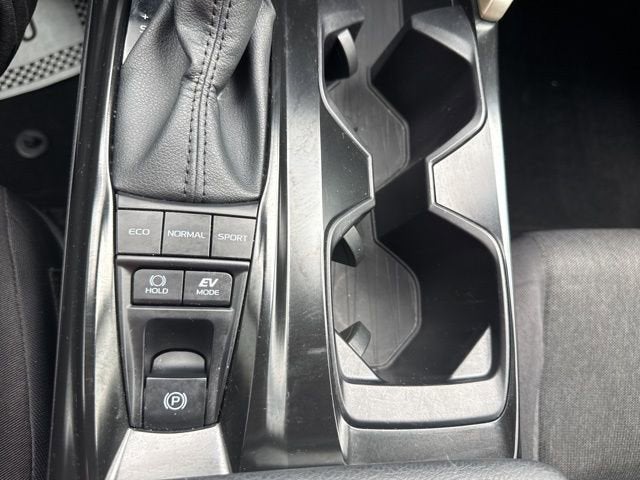 2025 Toyota Camry LE AWD