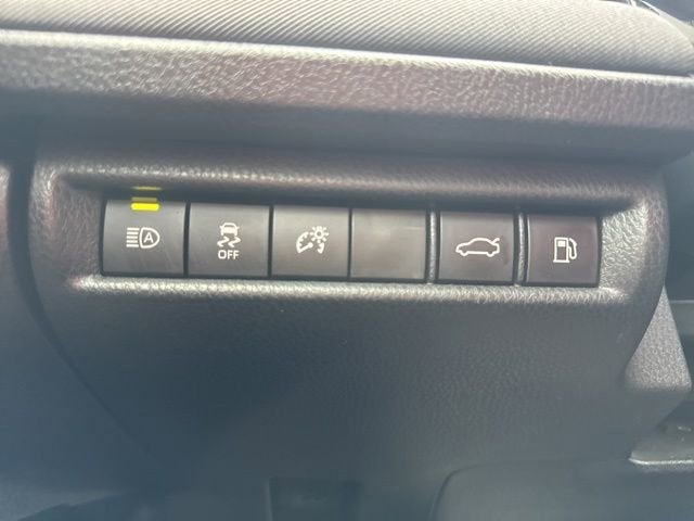 2025 Toyota Camry LE AWD