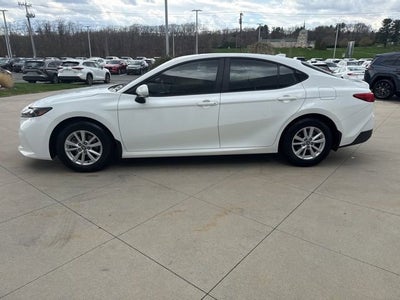 2025 Toyota Camry LE AWD