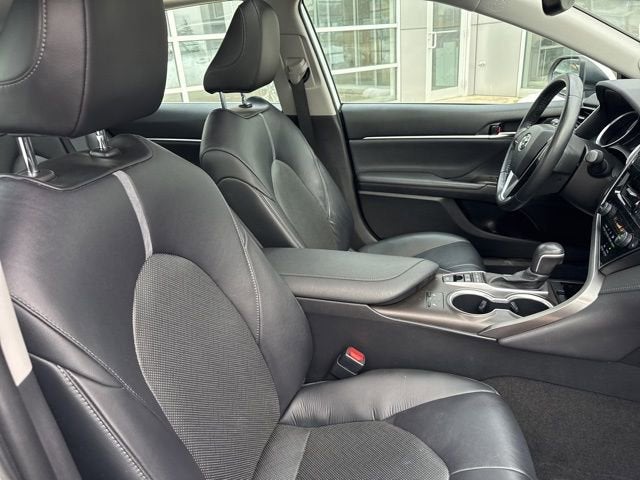 2021 Toyota Camry Hybrid Hybrid XLE CVT