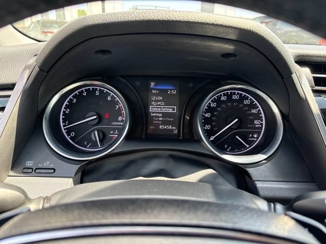 2020 Toyota Camry SE Auto
