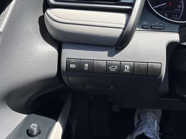 2020 Toyota Camry SE Auto