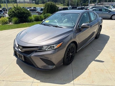 2020 Toyota Camry SE Auto