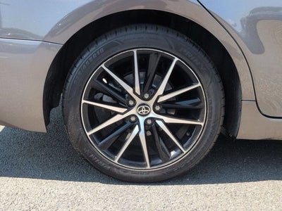 2024 Toyota Camry SE Auto