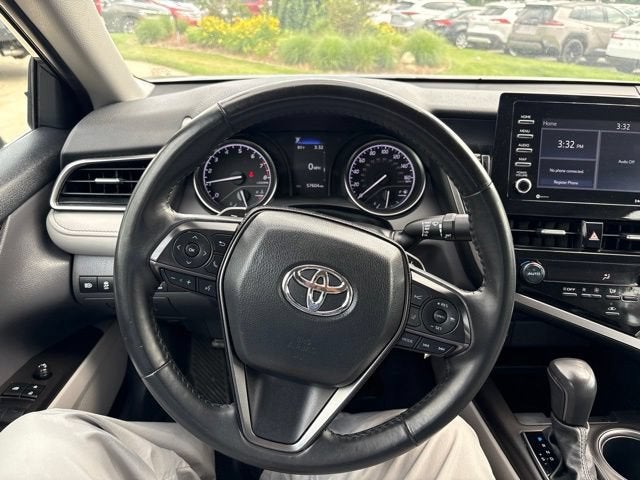 2024 Toyota Camry SE Auto