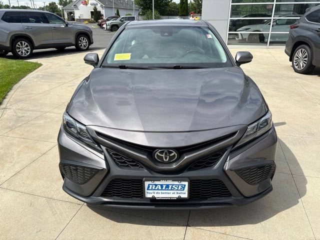 2024 Toyota Camry SE Auto