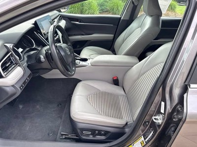 2024 Toyota Camry SE Auto