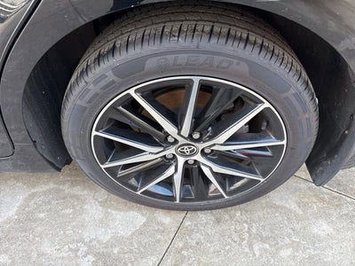 2024 Toyota Camry SE Auto