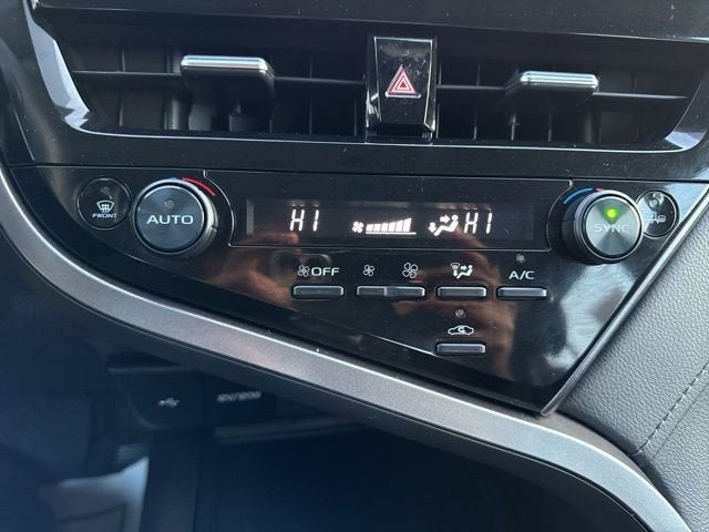 2024 Toyota Camry SE Auto