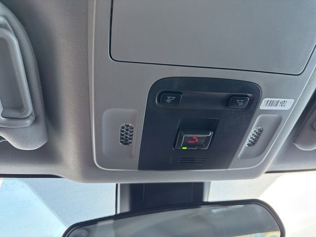 2024 Toyota Camry SE Auto