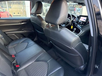 2024 Toyota Camry SE Auto